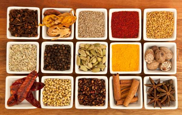 which spices go well with turmeric